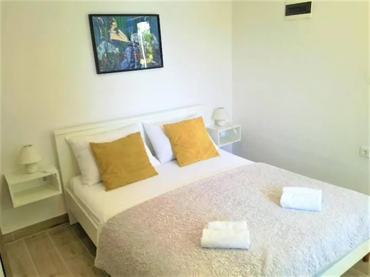 Apartment Bartol With Free Bikes And Great Local Food Trogir Chorwacja
