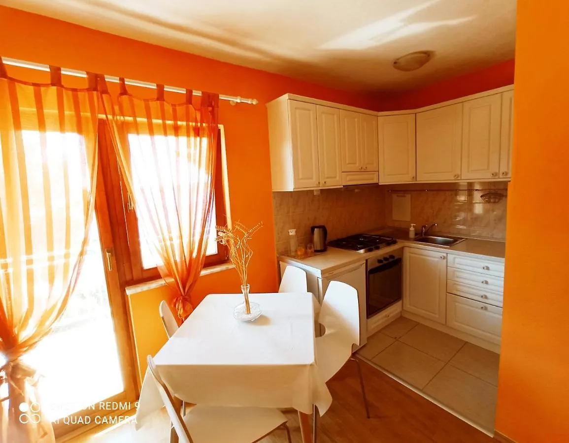 Apartment Bartol With Free Bikes And Great Local Food Trogir 0*,  Chorwacja