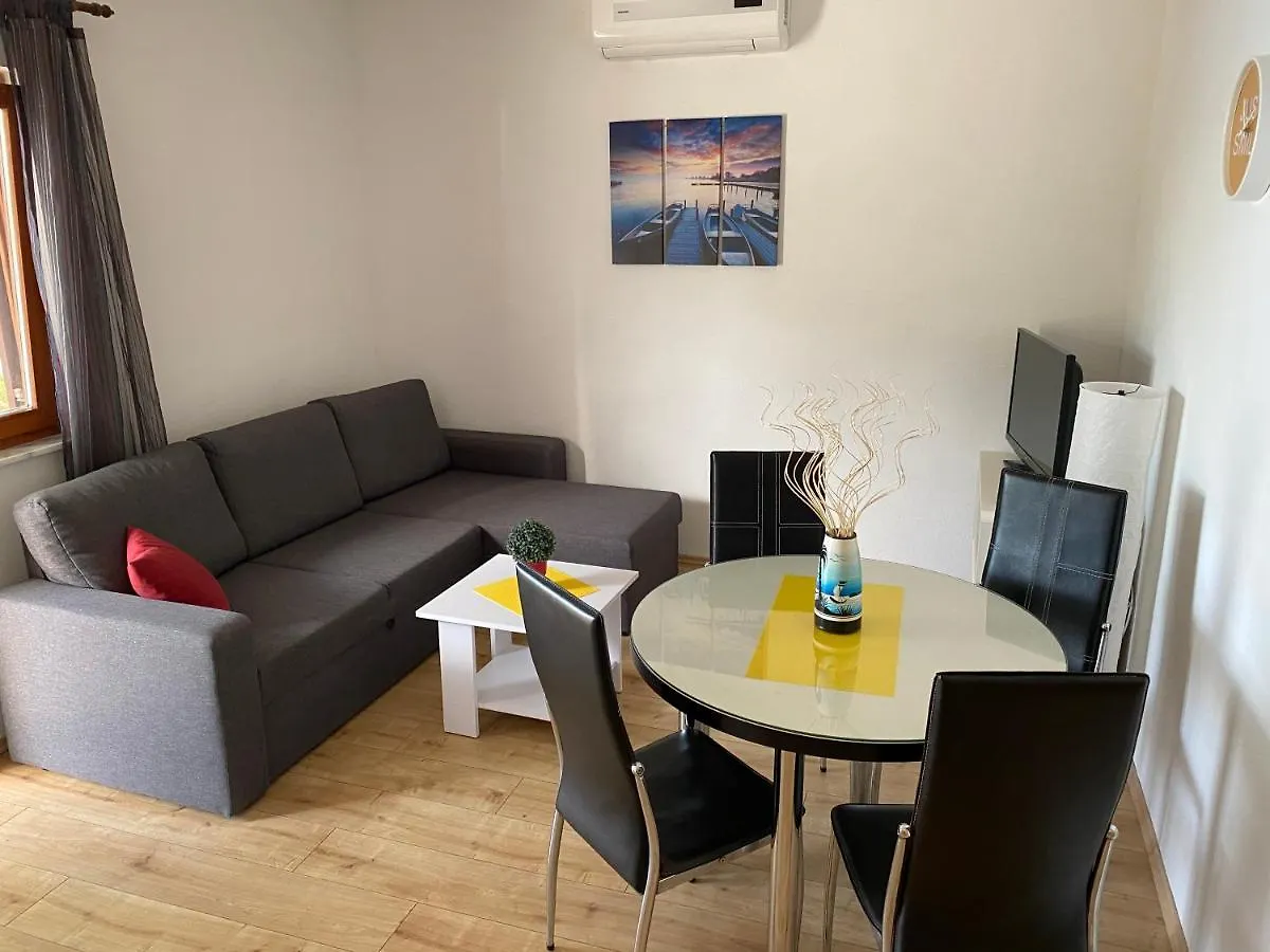 Apartment Bartol With Free Bikes And Great Local Food 0*, Trogir Croatia