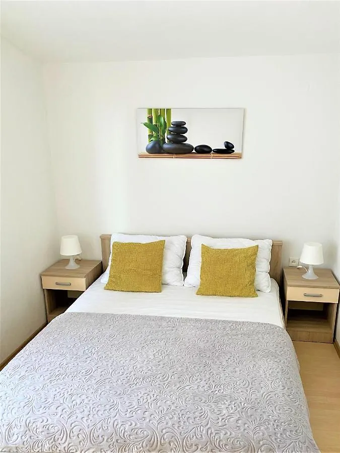 Apartment Bartol With Free Bikes And Great Local Food  Trogir
