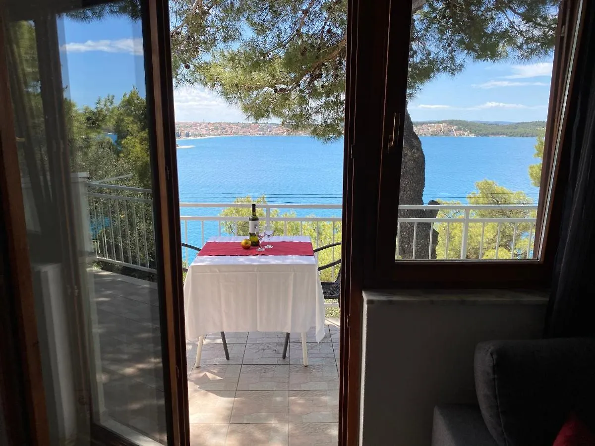 Apartment Bartol With Free Bikes And Great Local Food 0*, Trogir